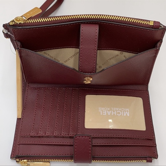 MICHAEL KORS LG DOUBLE ZIP WRISTLET DARK CHERRY MERLOT MULBERRY PHONE HO… - Picture 2 of 16